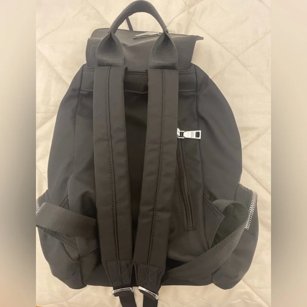 Women’s backpack - Picture 2 of 3